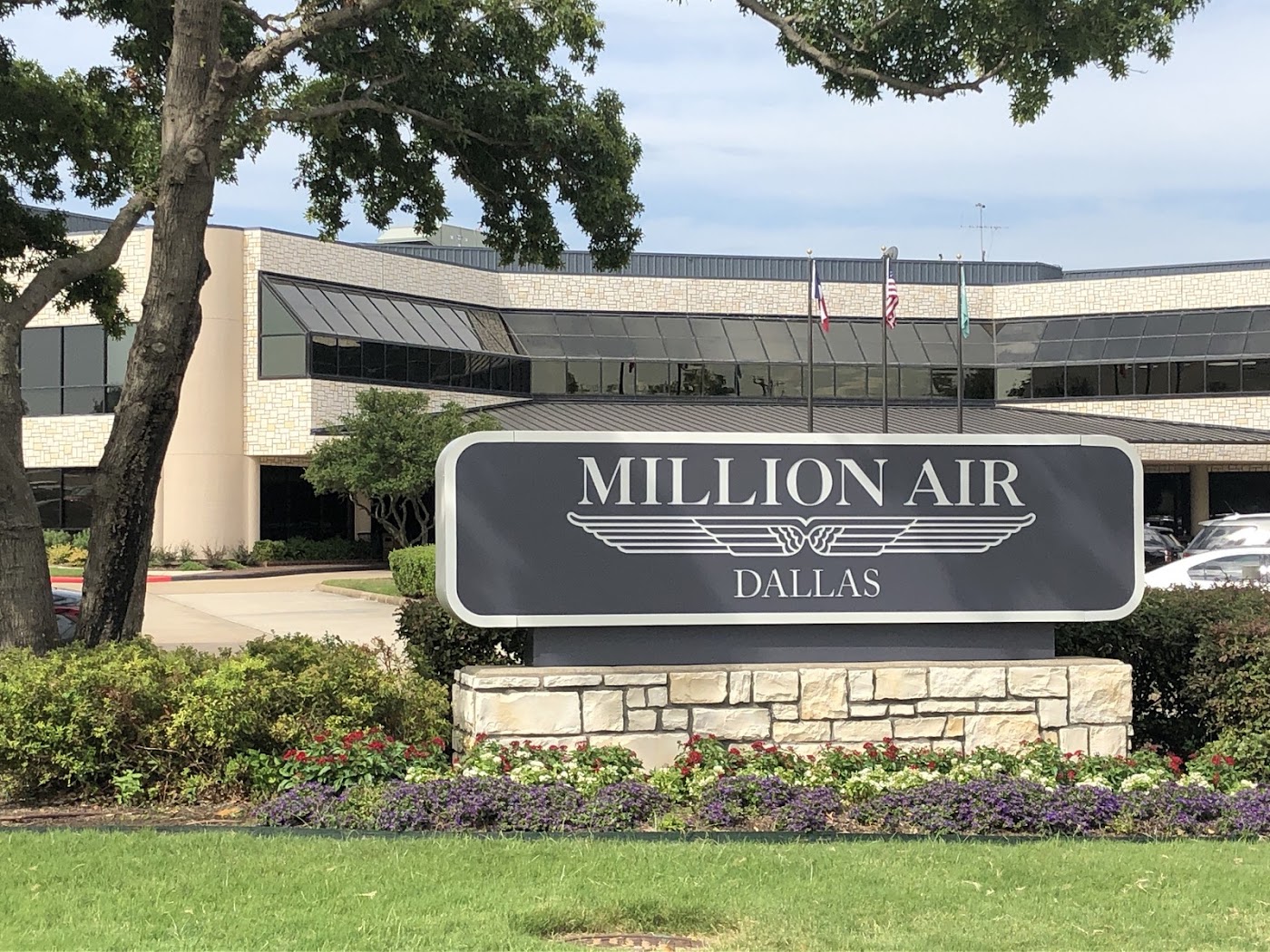 Million Air Dallas in Addison, photo 1