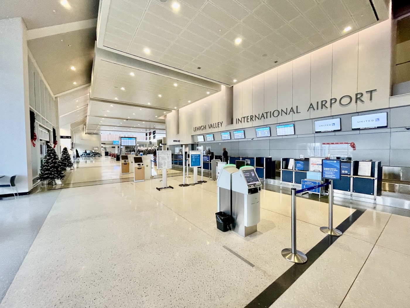 Lehigh Valley International Airport in Allentown, photo 2