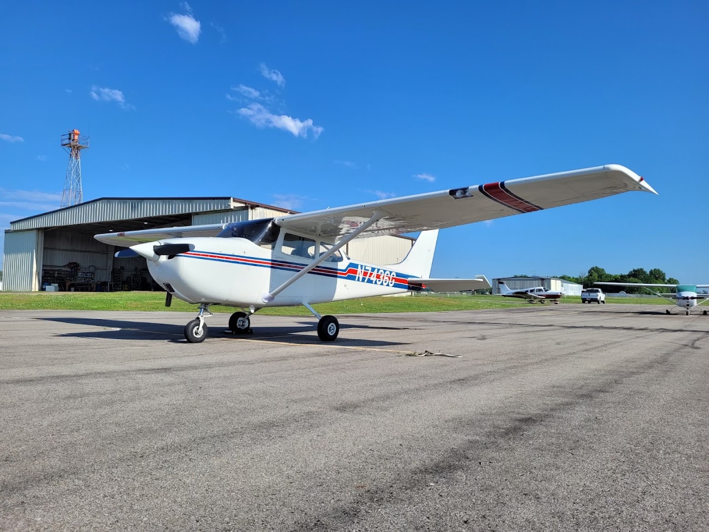 Chickadee Aviation in Auburn, photo 2