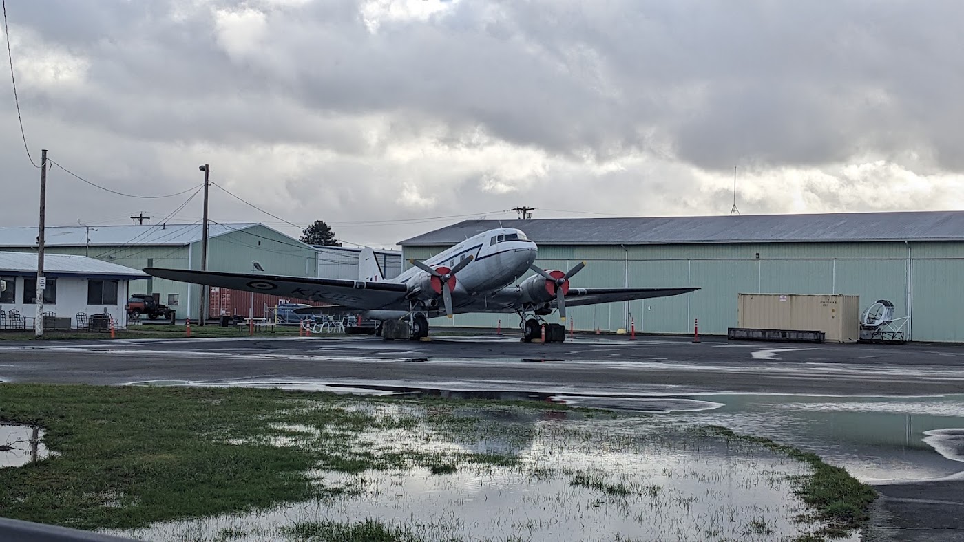 Willamette Aviation Services in Aurora, photo 2