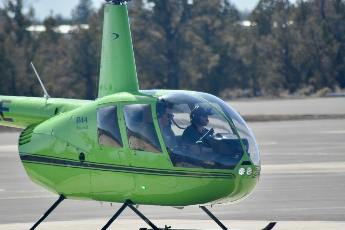Leading Edge Flight Academy Helicopter School in Bend, photo 1