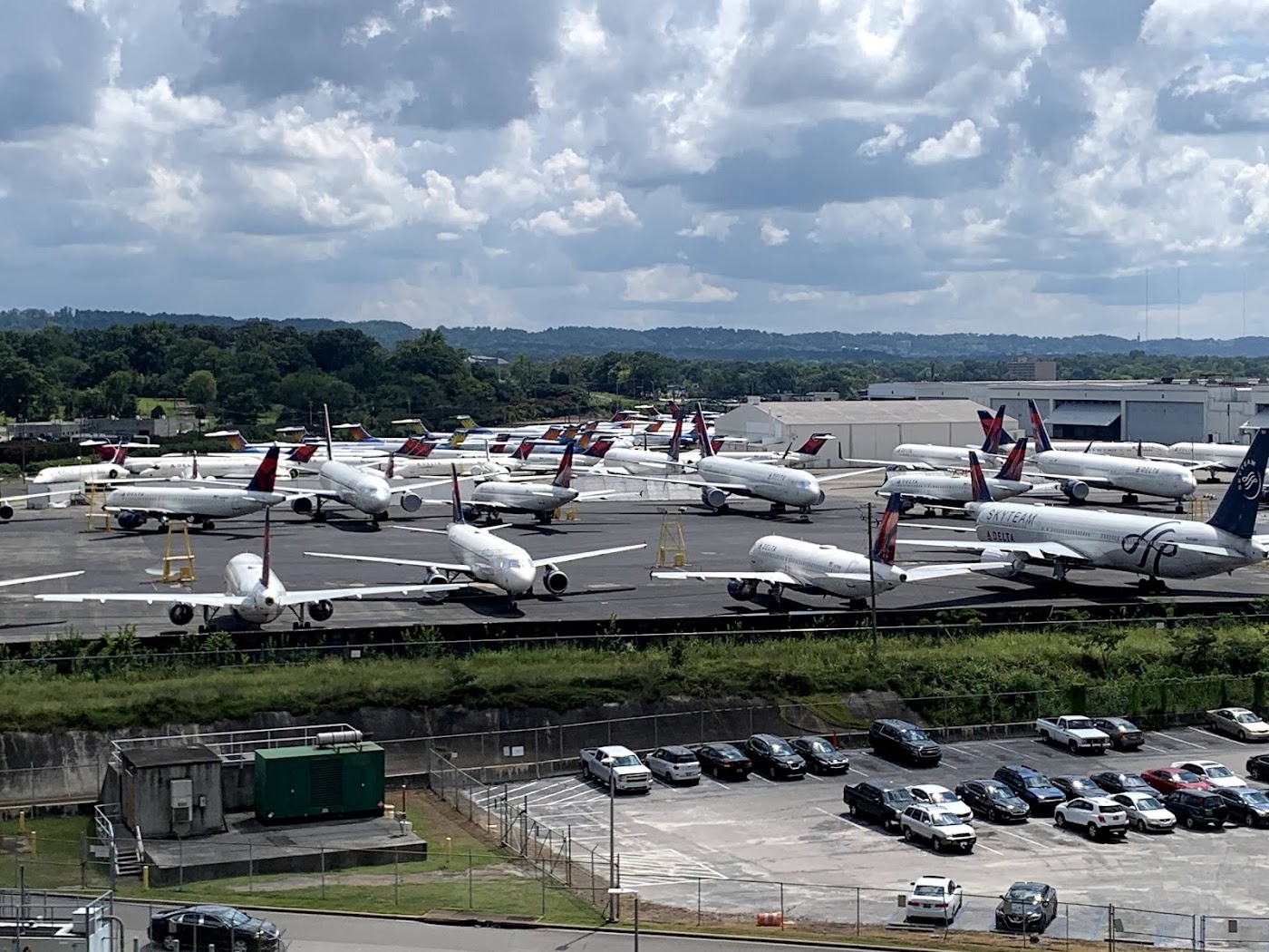 Birmingham-Shuttlesworth International Airport in Birmingham, photo 3