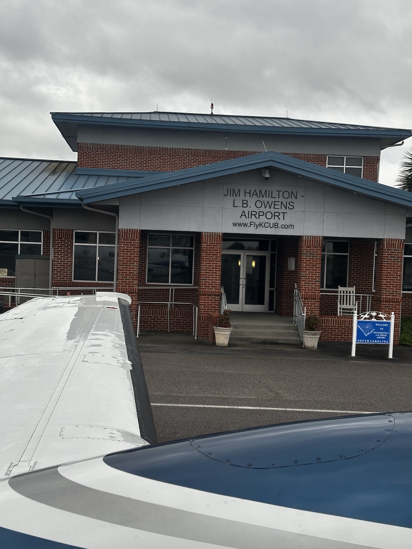 Eagle Aviation - Downtown in Columbia, photo 2