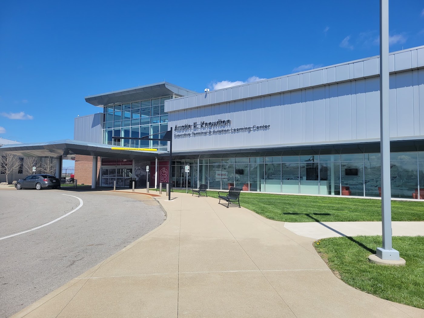 The Ohio State University Airport in Columbus, photo 3