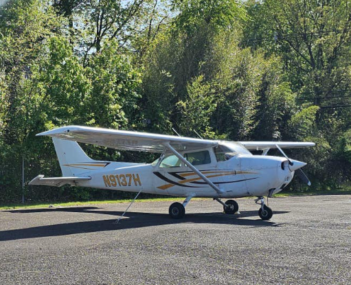 Pilots Flying School in Englishtown, photo 1