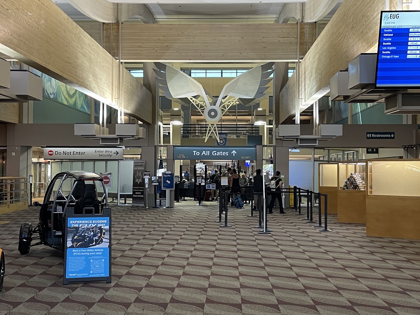 Eugene Airport in Eugene, photo 1