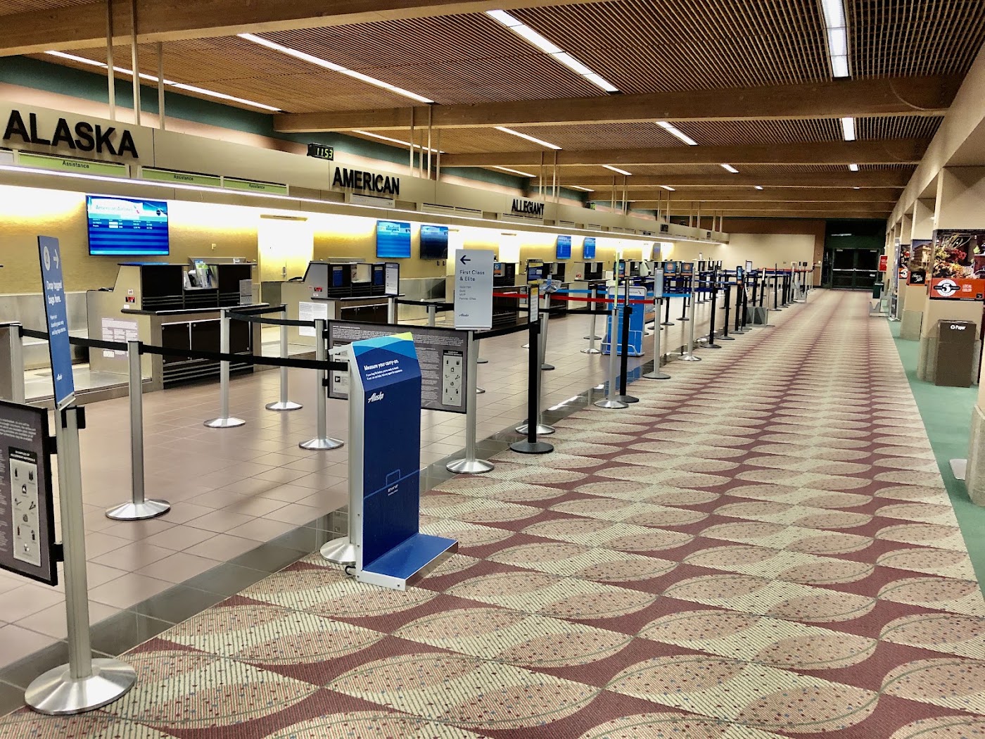 Eugene Airport in Eugene, photo 2