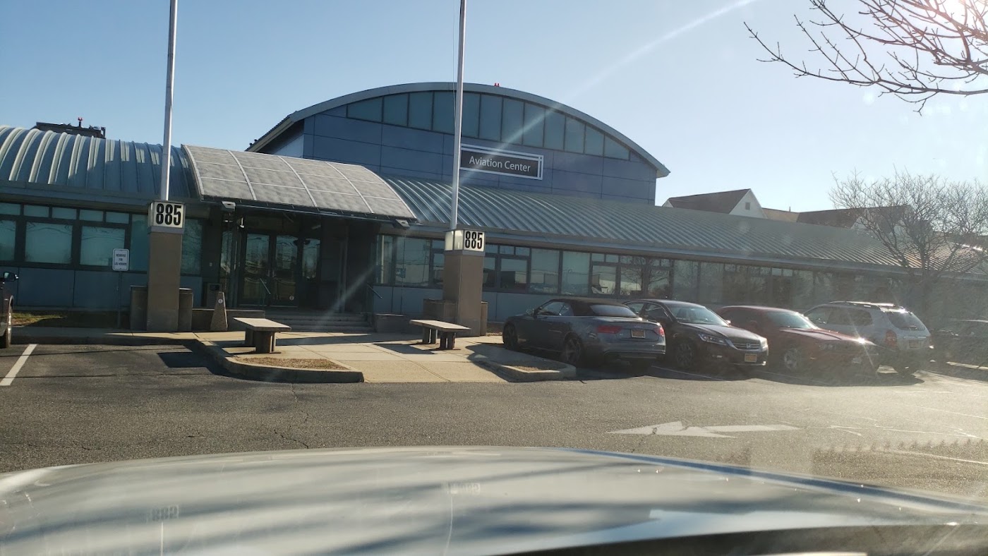 Aviation Center at Farmingdale State College in Farmingdale, photo 2