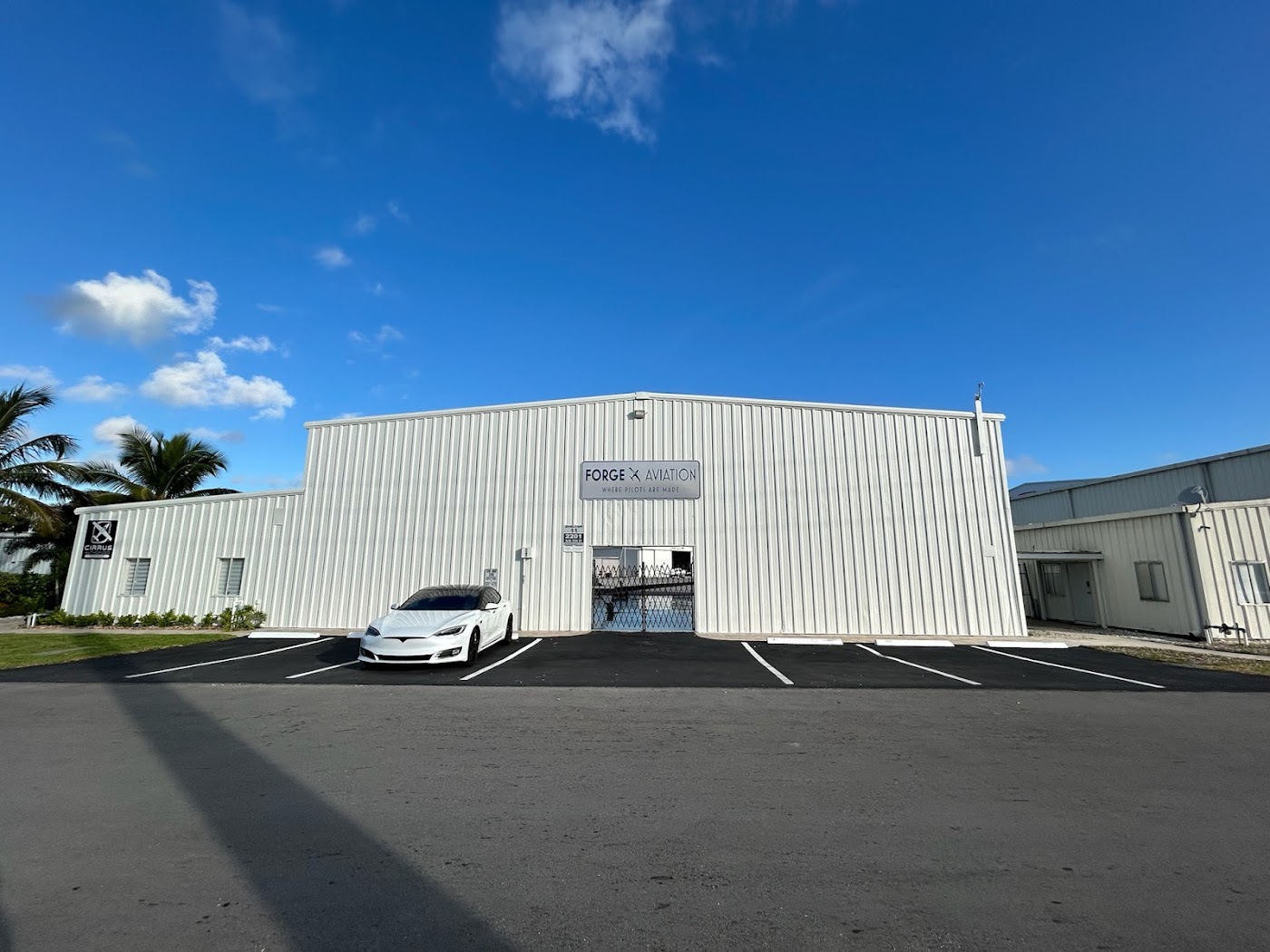 Forge Aviation - Authorized Cirrus Training Center in Fort Lauderdale, photo 1