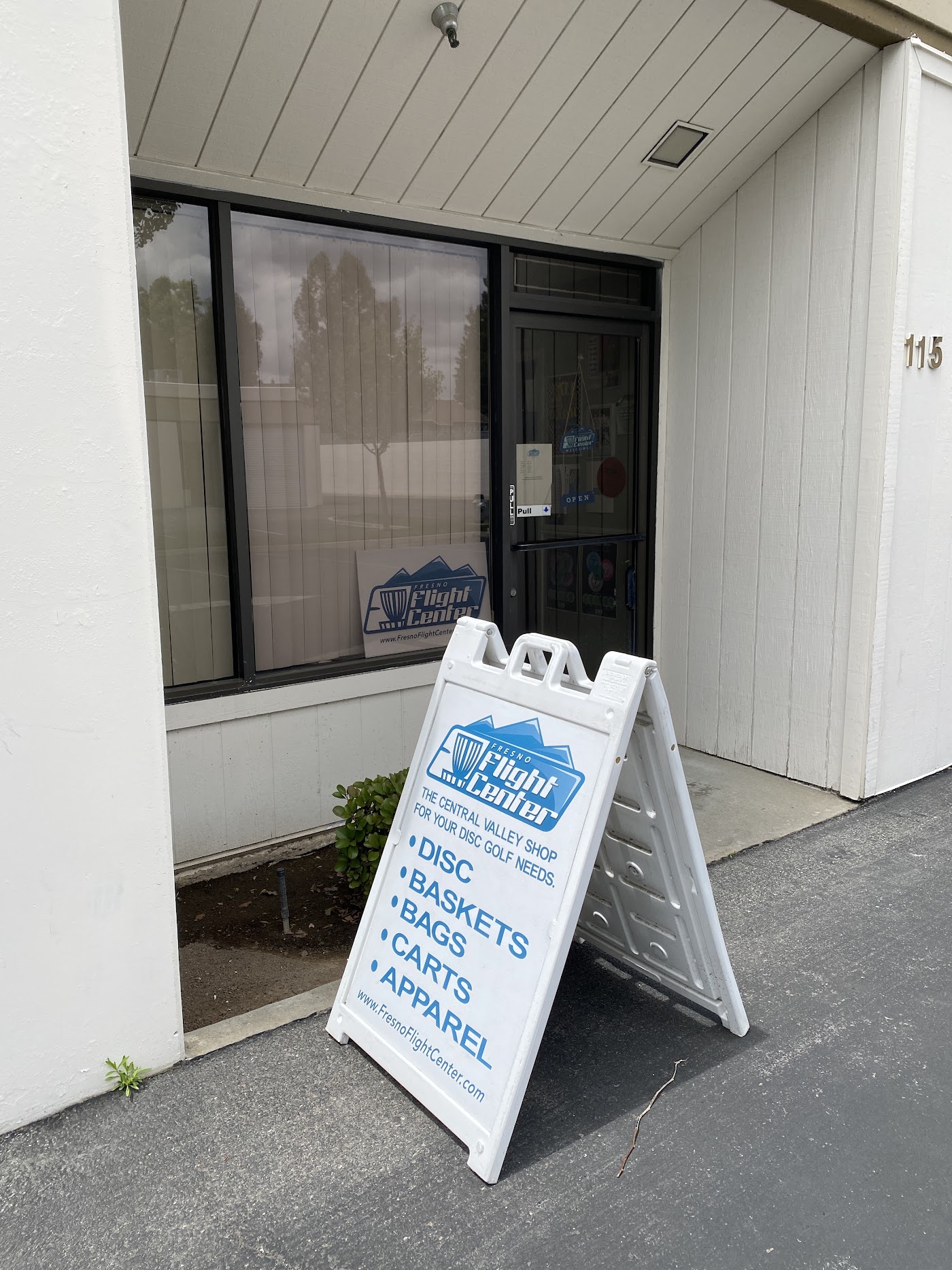 Fresno Flight Center in Fresno, photo 1
