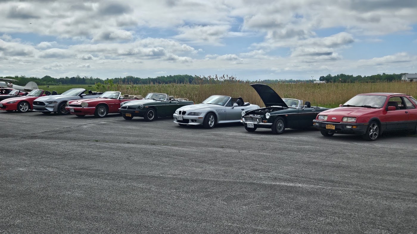 Oswego County Airport in Fulton, photo 2