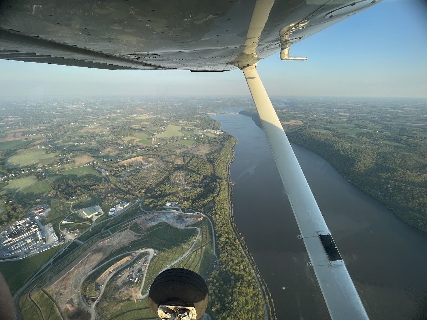 Pilot In Training Flight Academy in Gaithersburg, photo 3
