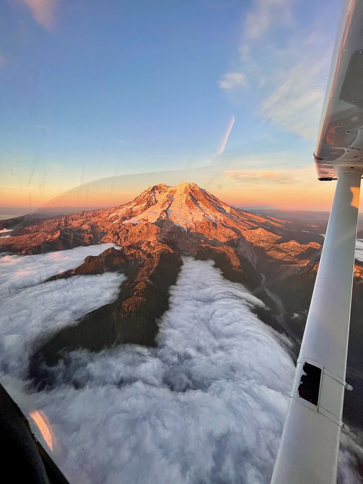 Rainier Flight Service in Gig Harbor, photo 1