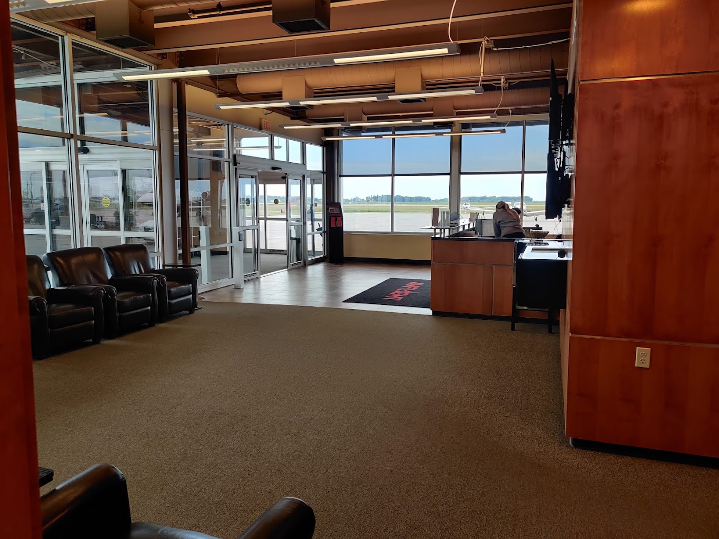 Avflight Grand Forks (GFK) in Grand Forks, photo 3
