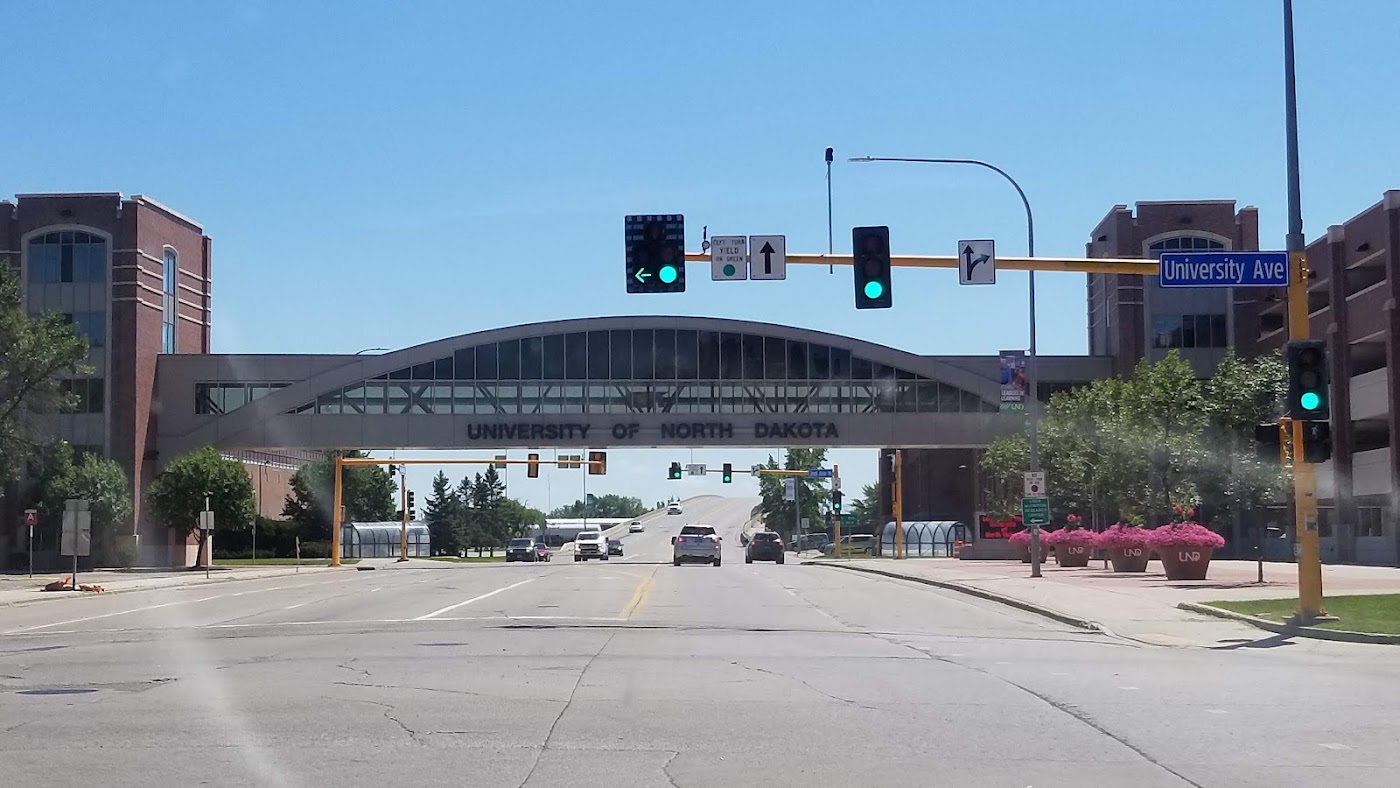 John D. Odegard School of Aerospace Sciences in Grand Forks, photo 1