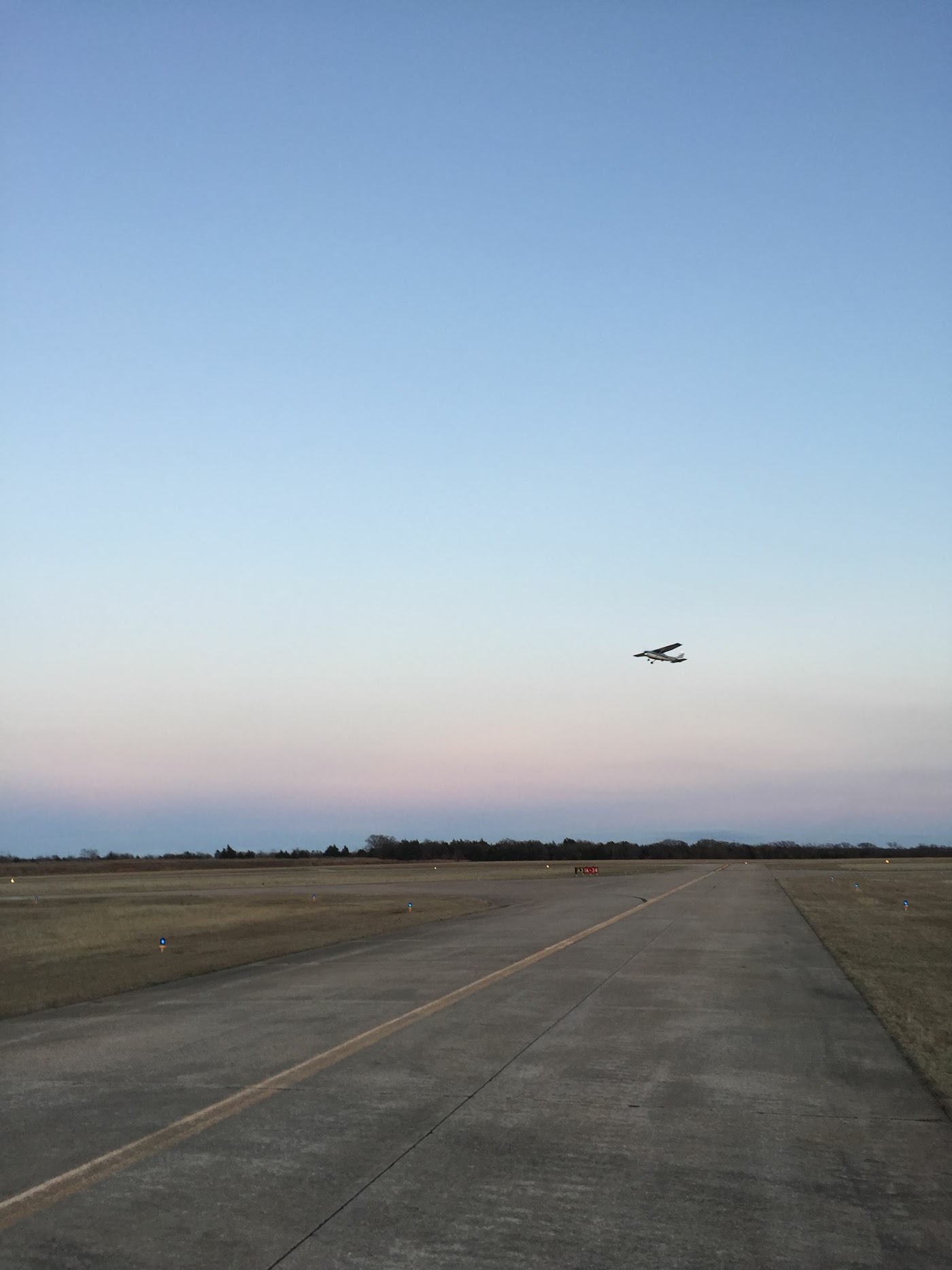 Blue Skies Flight School in Guthrie, photo 1