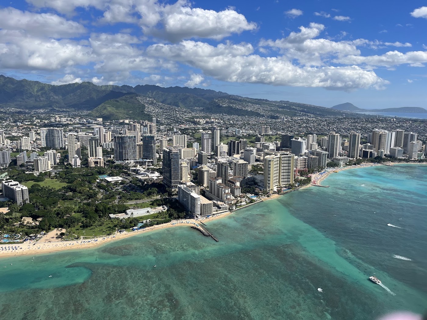 Rainbow Helicopters in Honolulu, photo 2