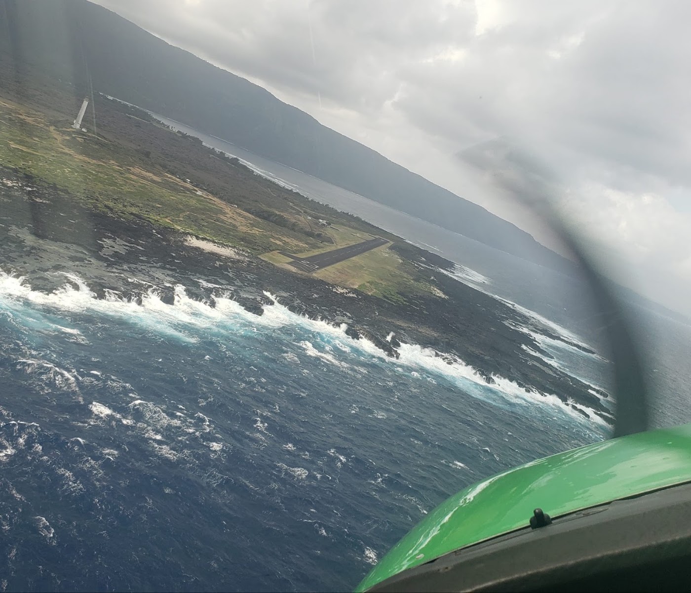 Fly Maui in Kahului, photo 1