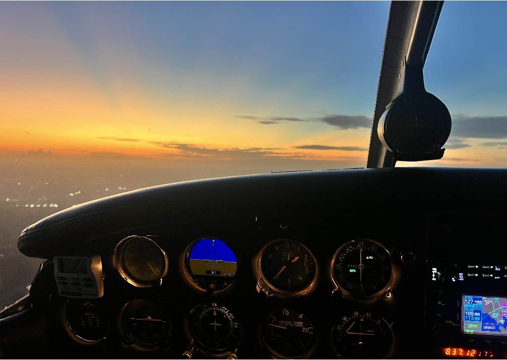 Sky Shark Flight Academy in Kiln, photo 2