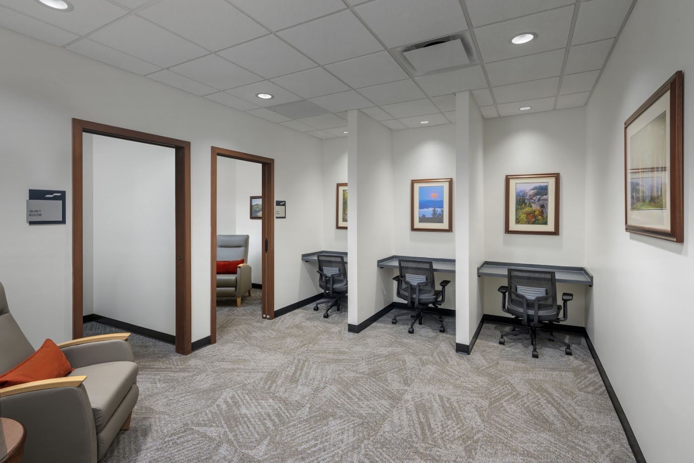 Signature Aviation LEX - Lexington Blue Grass Airport in Lexington, photo 2