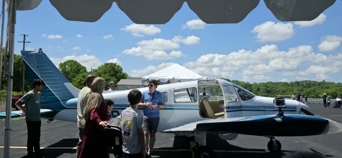 AVZ Flight Academy in Louisville, photo 3