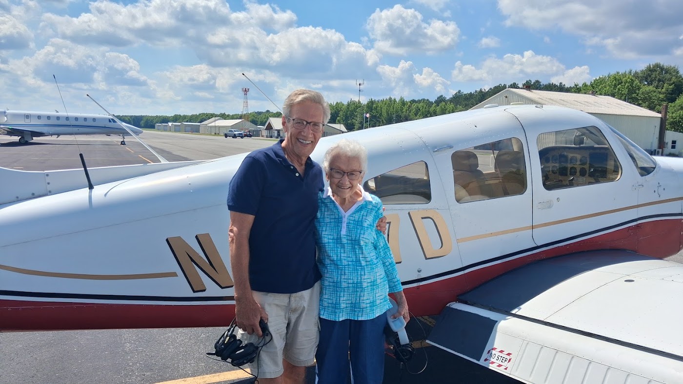 Semper Flight Aviation Center in Mattaponi, photo 2