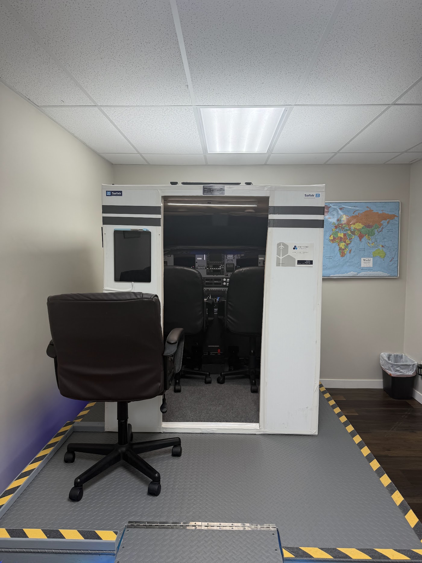 Flight SimCenter in Medina, photo 3