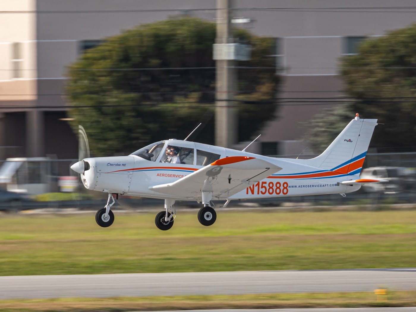 Aeroservice Flight Training in Miami, photo 2