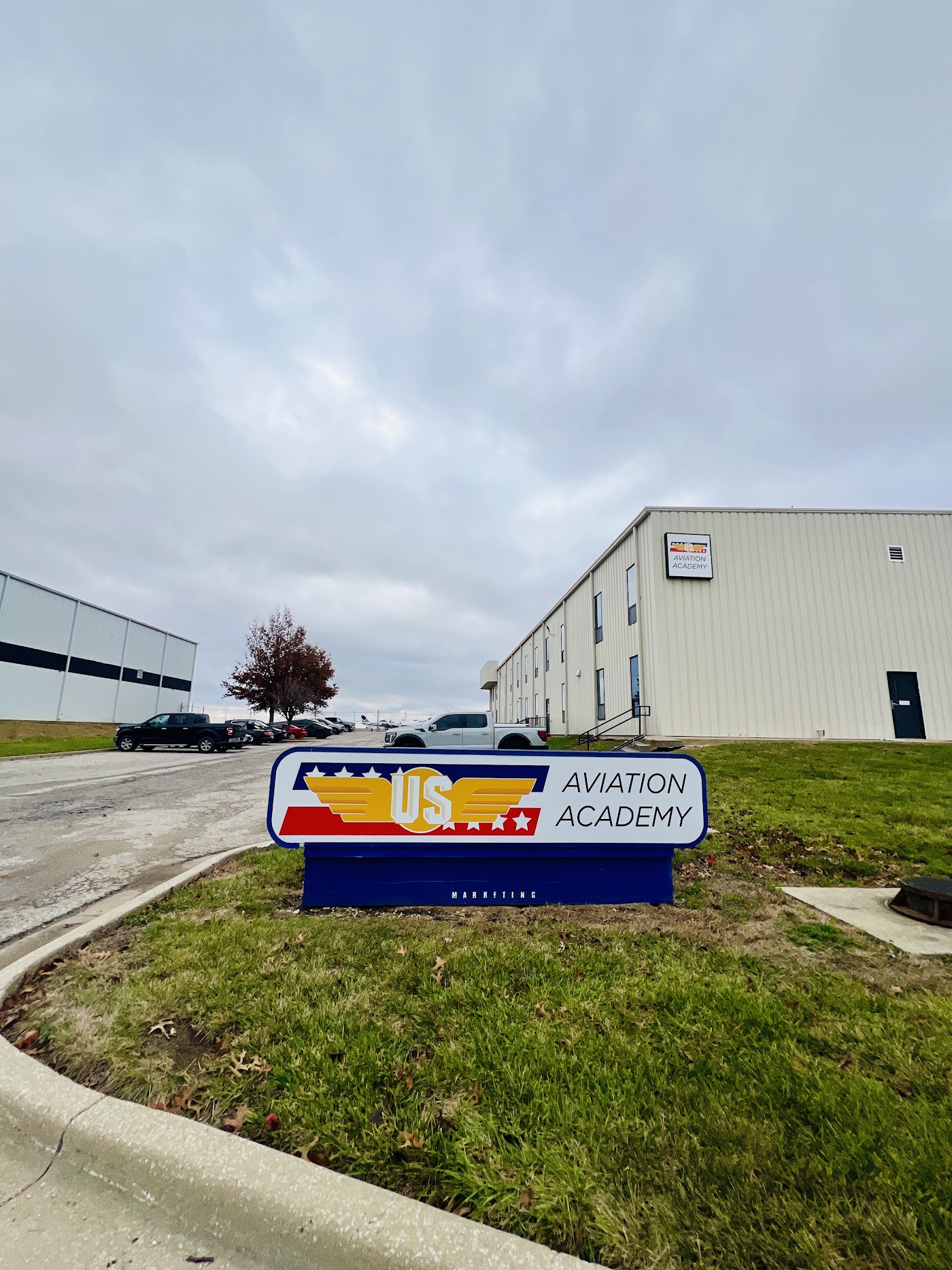 US Aviation Academy - KC in New Century, photo 1