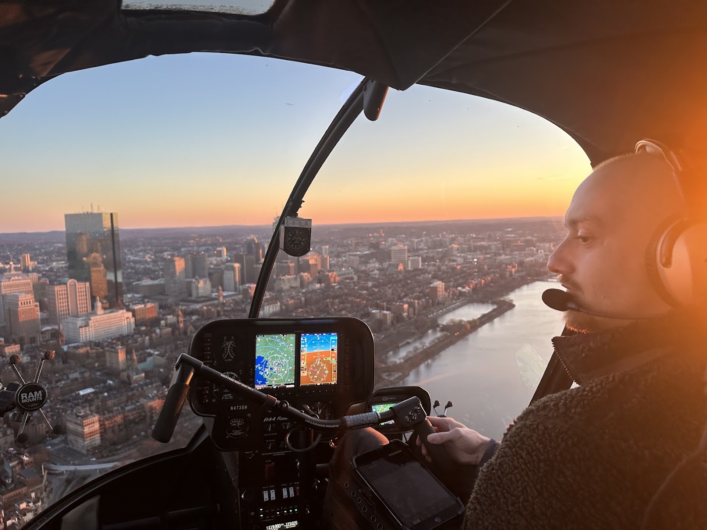 Helicopter Tour Boston in Norwood, photo 2