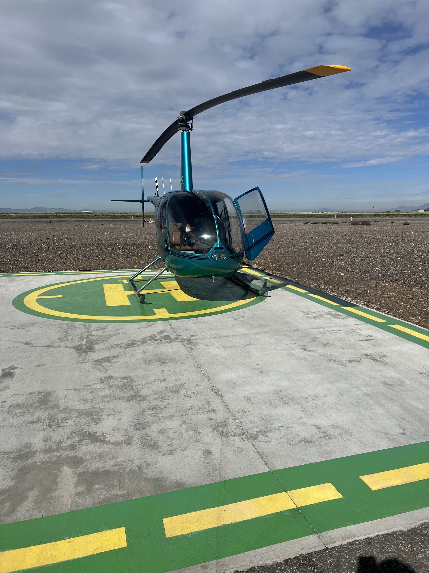 Blade Helicopter in Ogden, photo 2