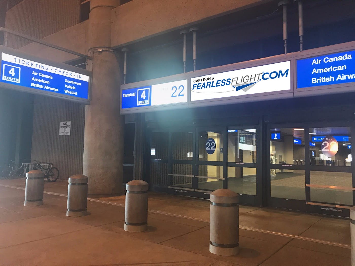 Capt Ron's FearlessFlight in Phoenix, photo 1
