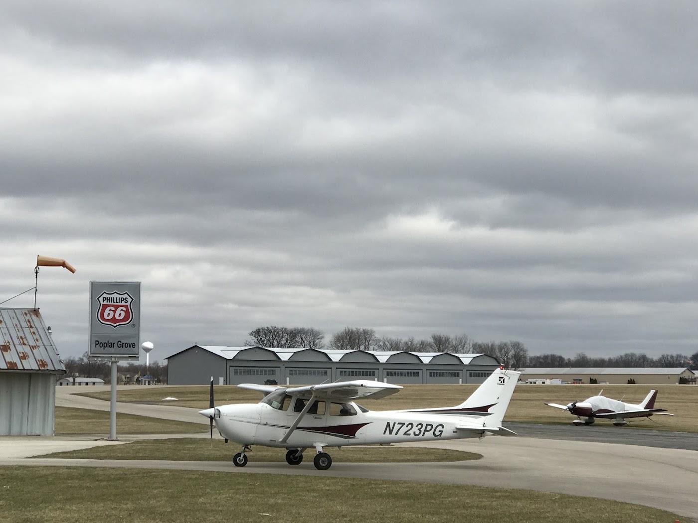 Poplar Grove Airmotive in Poplar Grove, photo 1