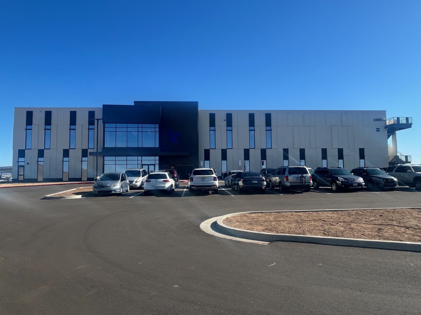 Embry-Riddle Aeronautical University Building F30 in Prescott, photo 1