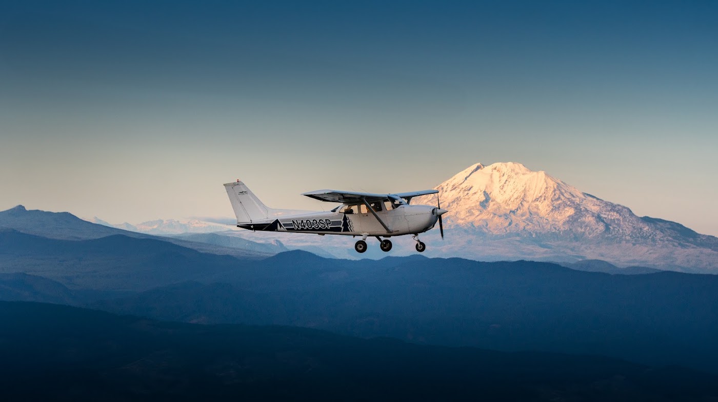 Hillsboro Aero Academy in Redmond, photo 2
