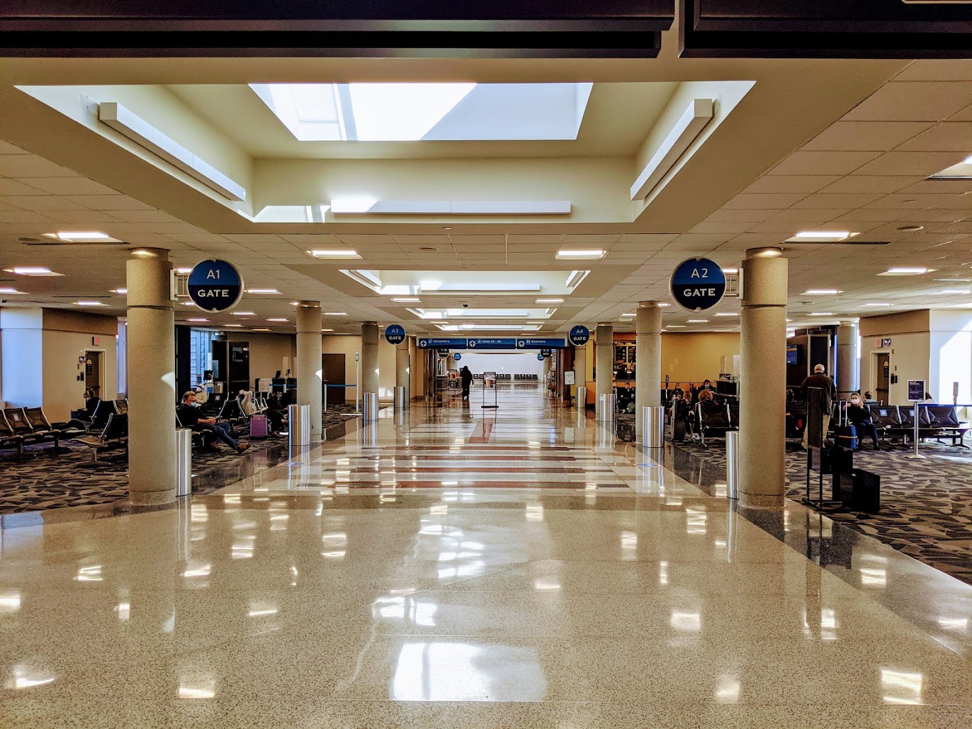 Richmond International Airport in Richmond, photo 2