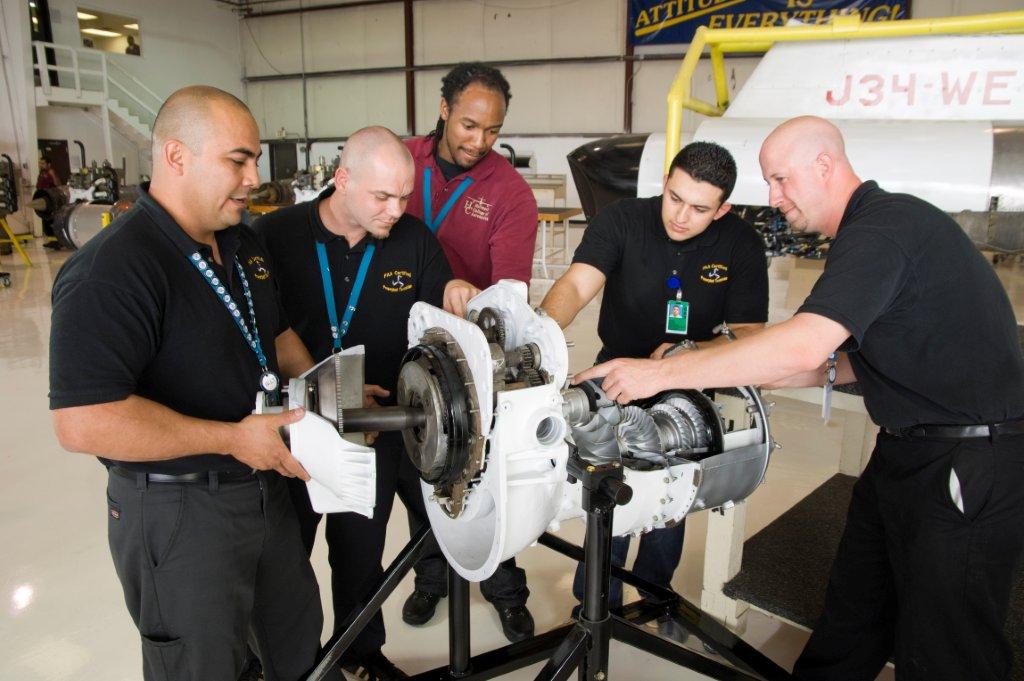 Hallmark University: College of Aeronautics in San Antonio, photo 2