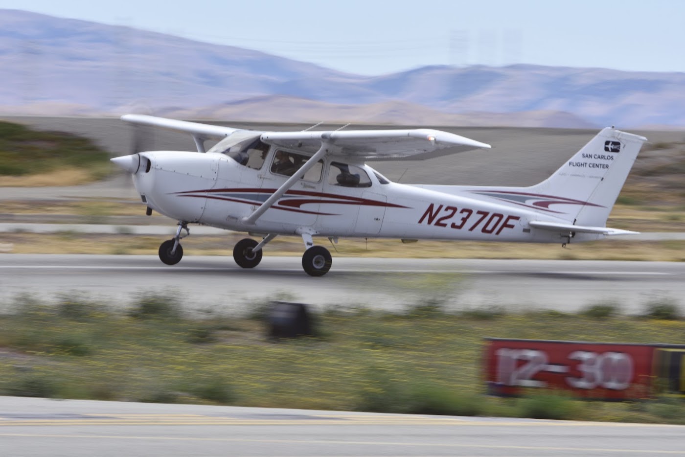 San Carlos Flight Center in San Carlos, photo 1