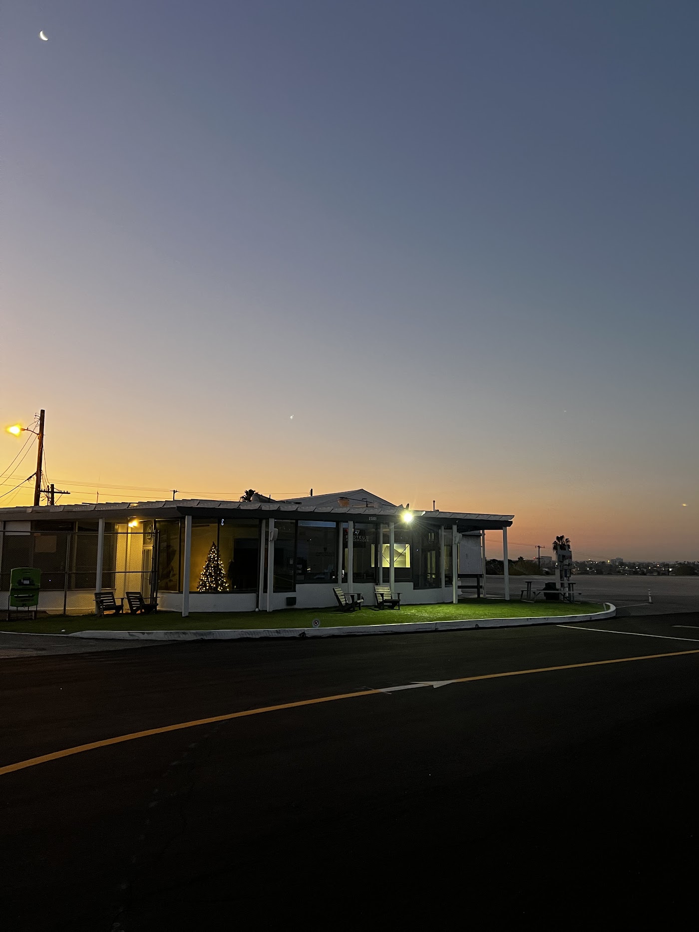 Proteus in Santa Monica, photo 1