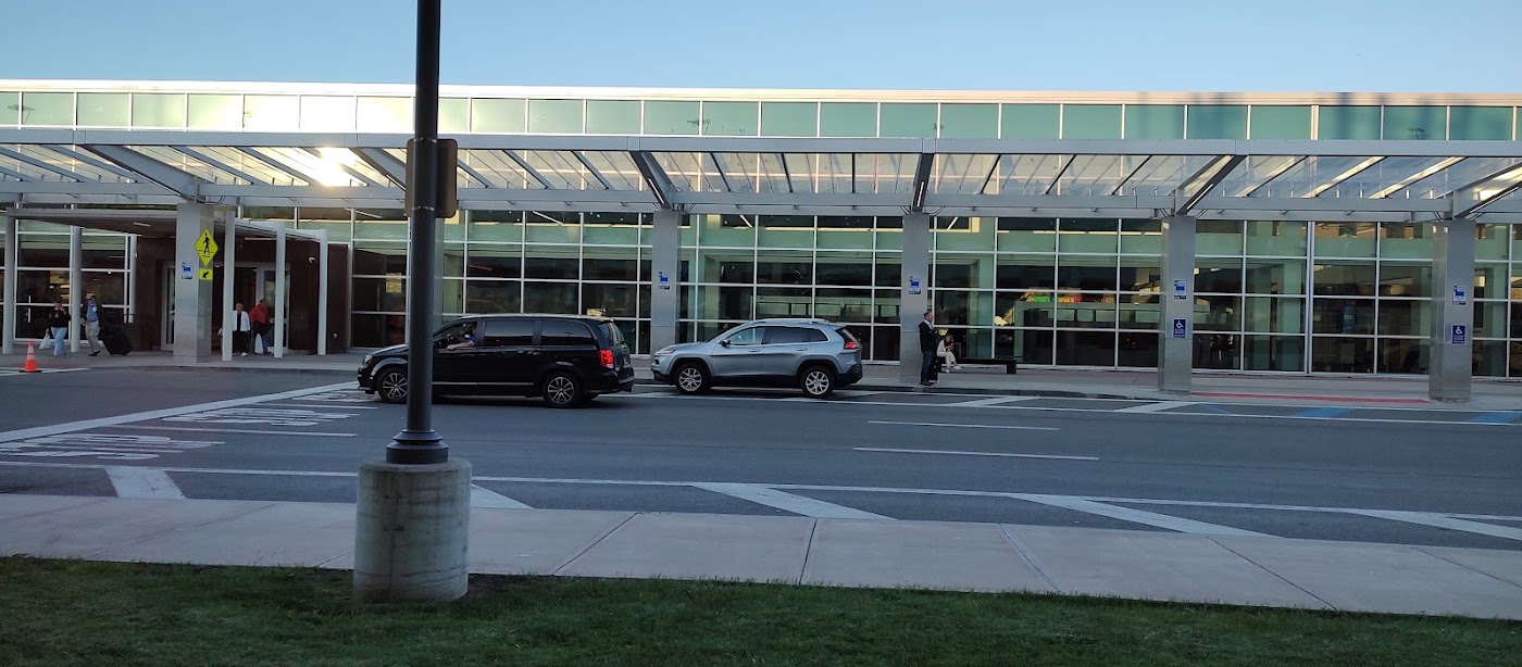 Syracuse Regional Airport Authority Administrative Offices in Syracuse, photo 1
