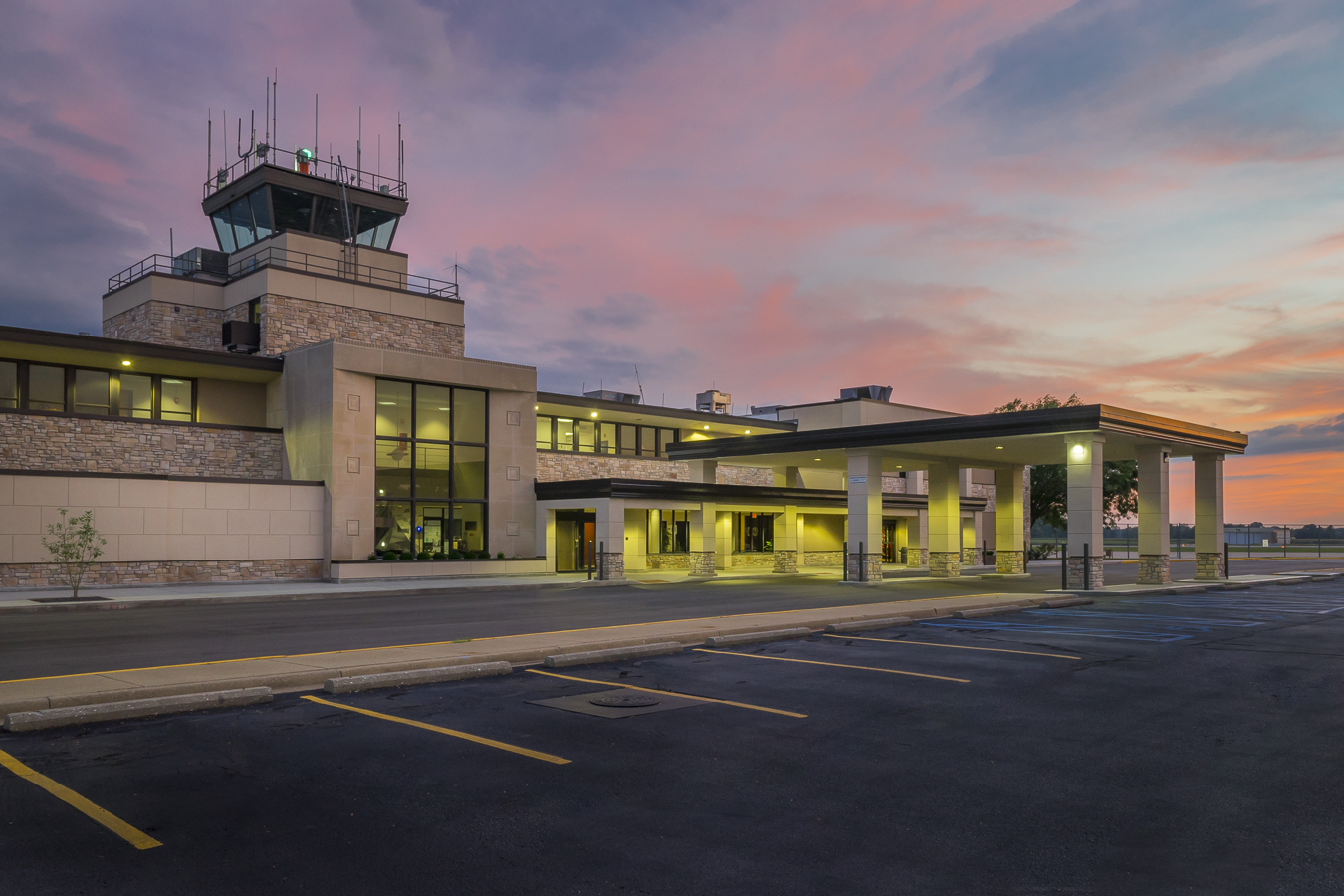 Hoosier Aviation in Terre Haute, photo 2