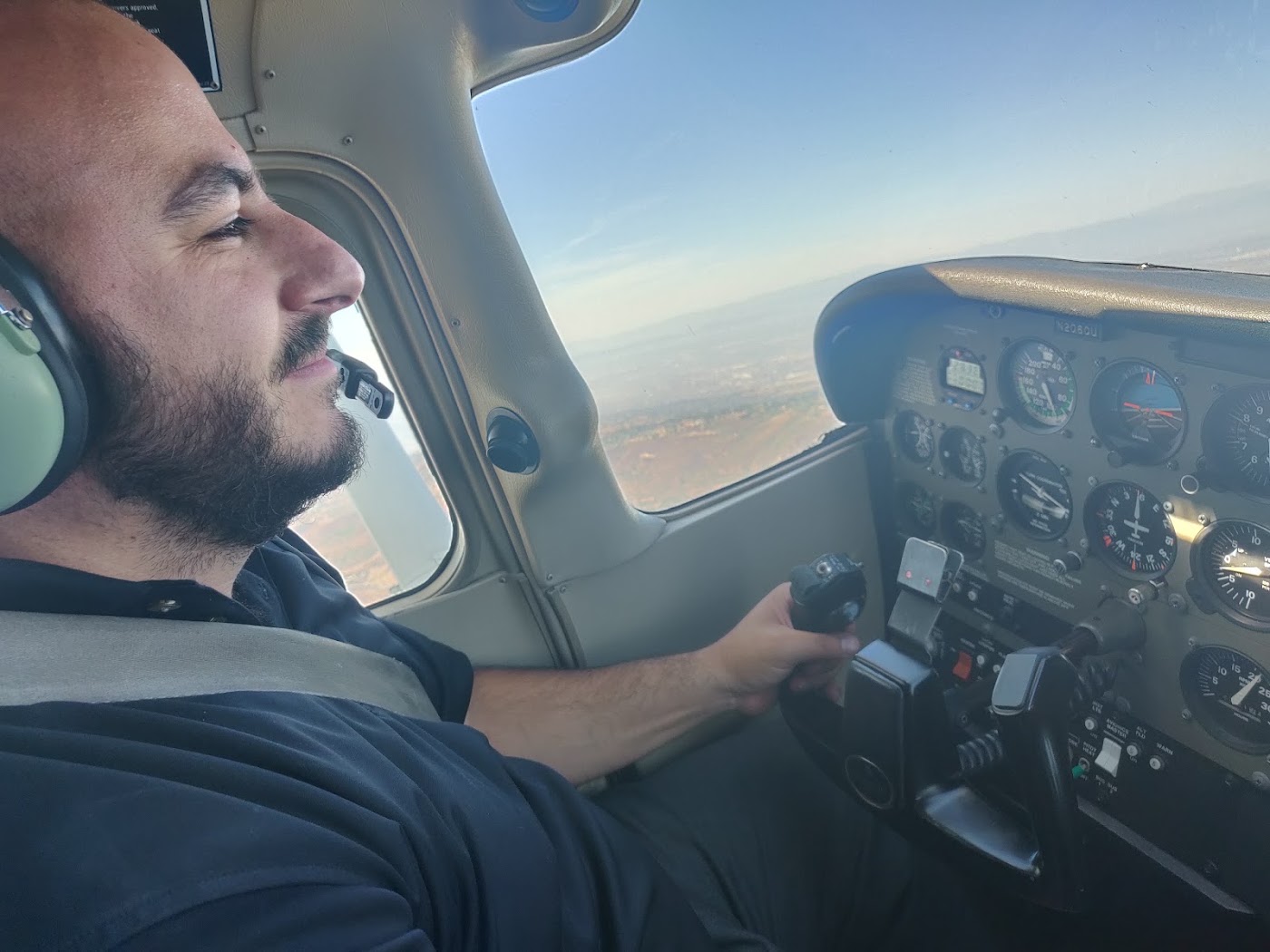 Pacific Skies Aviation in Torrance, photo 3