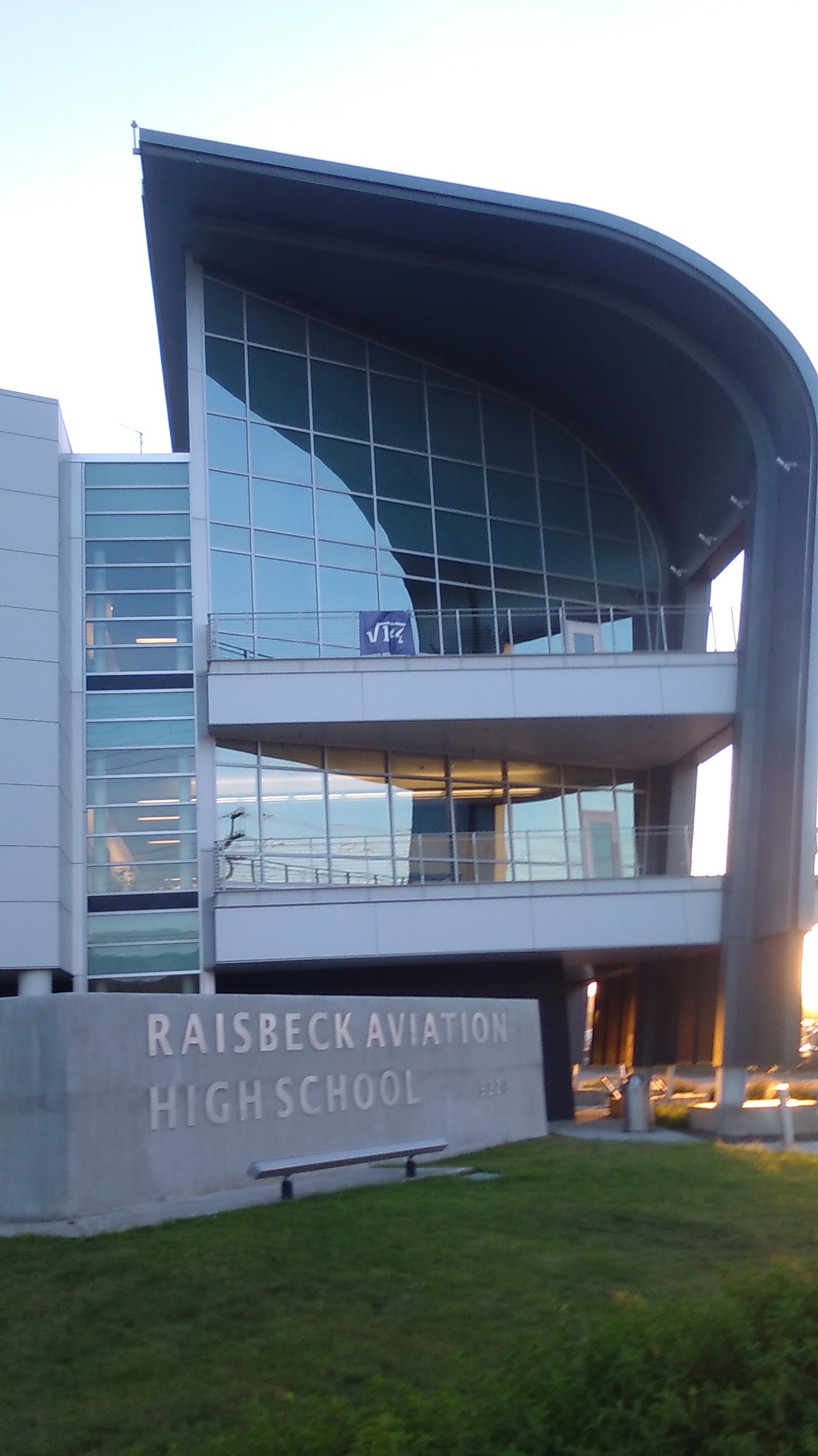 Raisbeck Aviation High School in Tukwila, photo 1