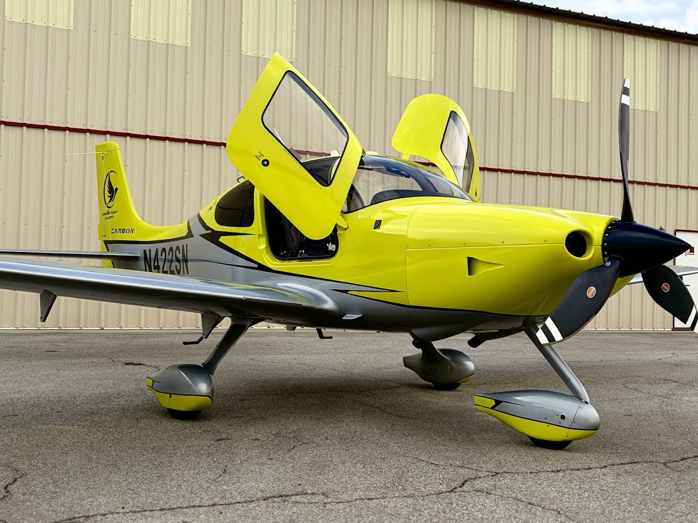Essence Flight School Van Nuys in Van Nuys, photo 1