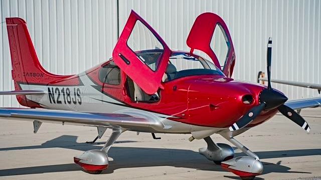 Mach 1 Aviation in Van Nuys, photo 1