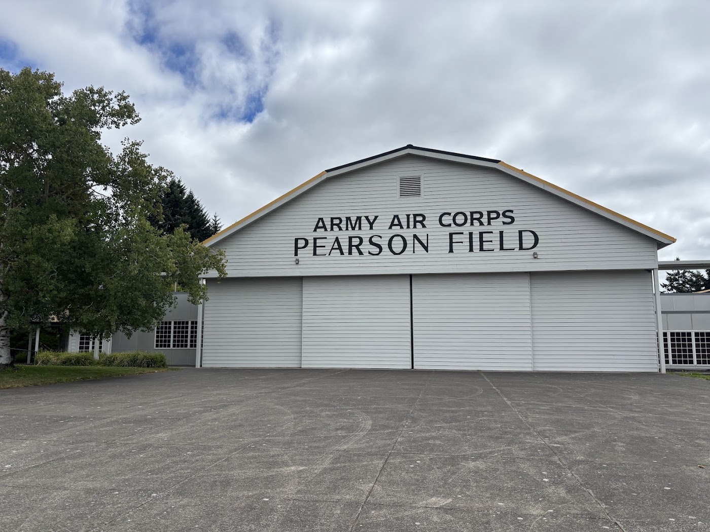 Pearson Field in Vancouver, photo 1