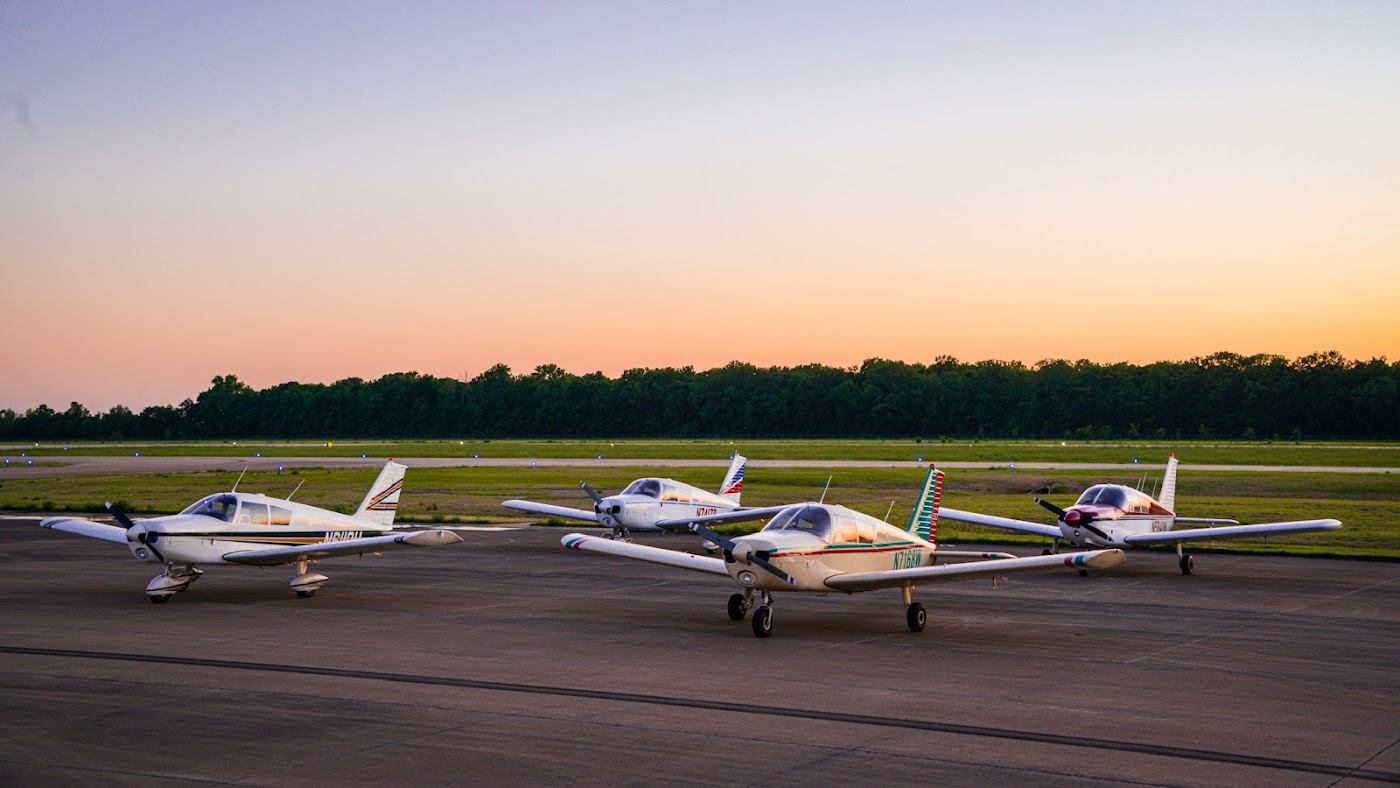First Team Pilot Training in West Memphis, photo 1